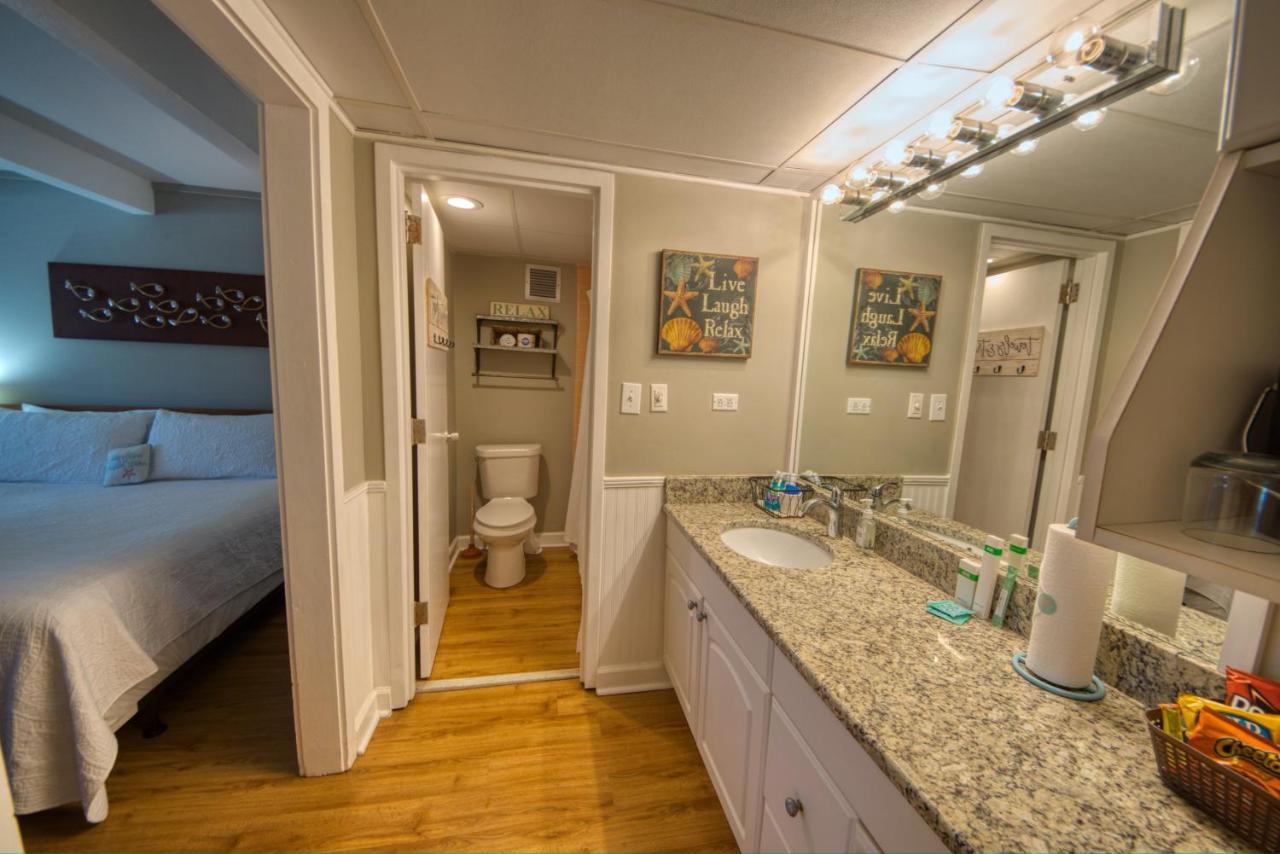 Waterway View Studio 2 W/ Pool, 1 Mile To Wrightsville Beach Ουίλμινγκτον Εξωτερικό φωτογραφία